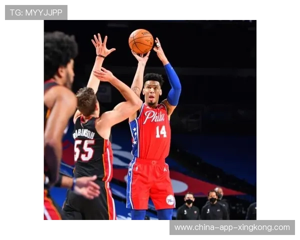 三分专家投疯了，全场11中9